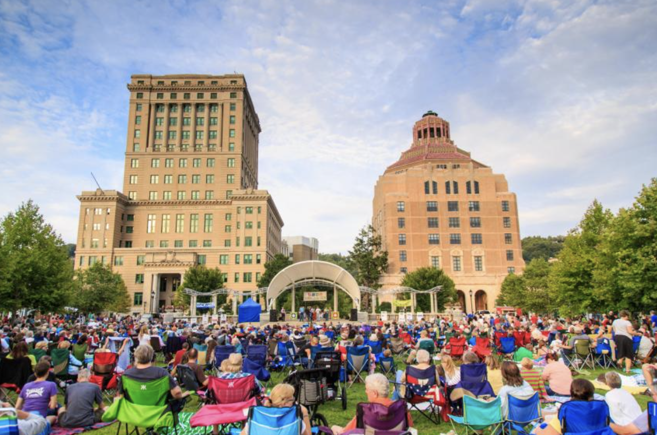 Read more about the article Shindig On The Green: Free Music + Dance at Pack Square